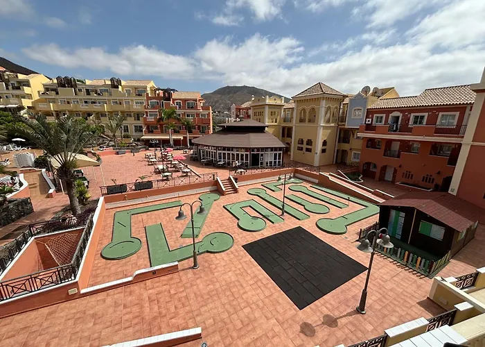 Granada Del Sol Лос Кристианос